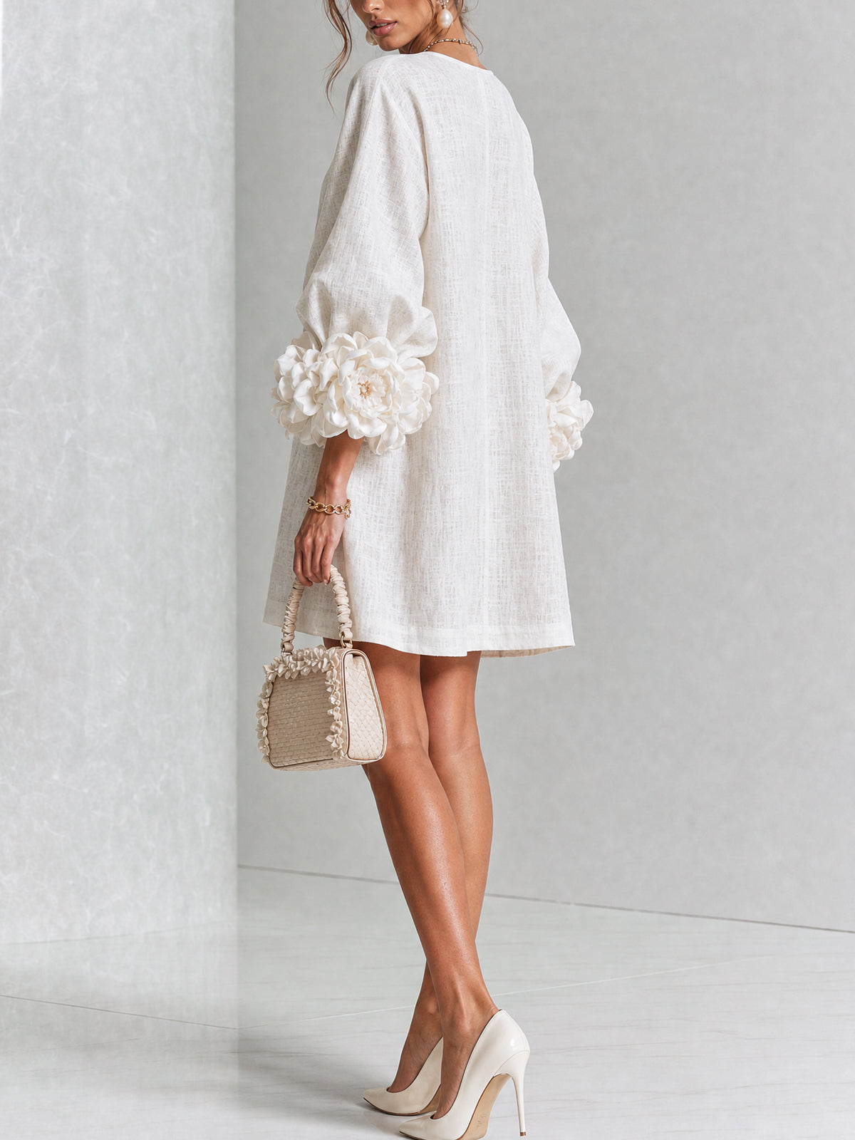 Joséphine™ | Robe Mini Boutonnée Florale Blanche à Manches Fleuries